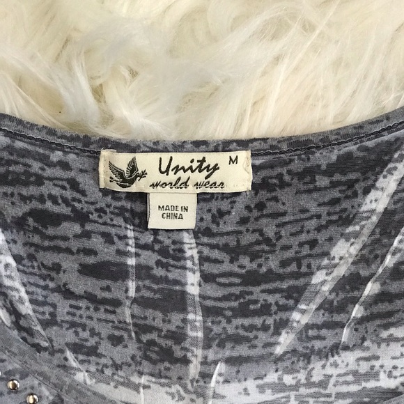 Unity World Wear top - Picture 5 of 5